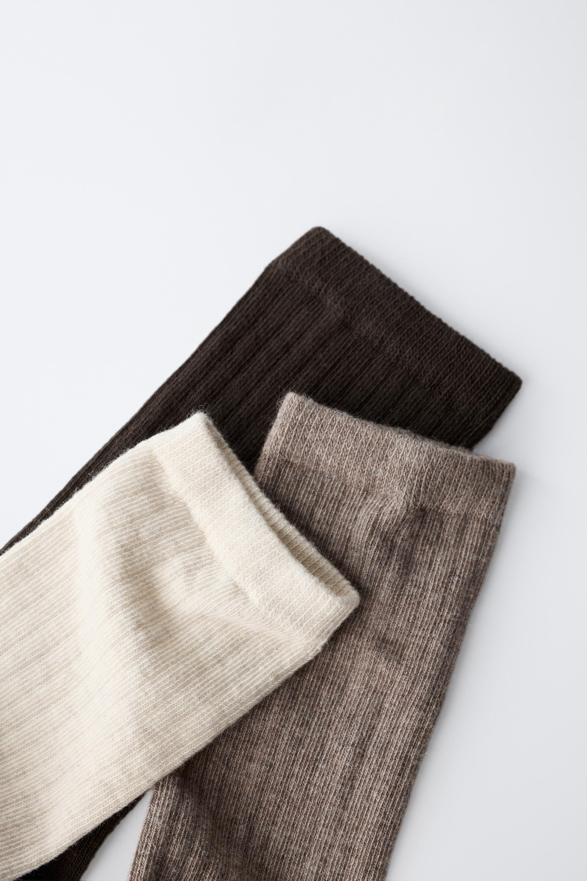 LOT DE TROIS PAIRES CHAUSSETTES MI-HAUTES CANNELÉES